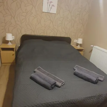 Darnay Apartmanhaz Apartman *