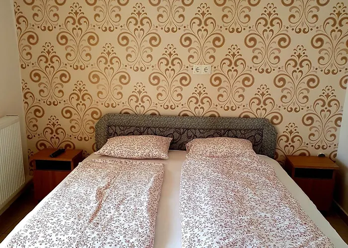 Darnay Apartmanhaz Apartman *